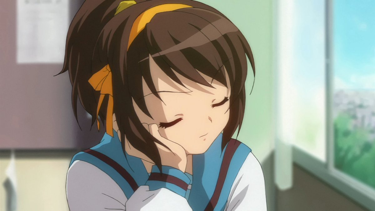 HaruhiBotKioku's tweet photo. 「よう、元気か」
「元気じゃないわね、昨日悪夢を見たから。おかげで全然寝れやしなかったのよ。今日ほど休もうと思った日もな��わね」
「そうかい。ハルヒ」
「なに？」
「似合ってるぞ」

♪～答えはいつも私の胸に… https://t.co/Le4sI3a6Qi