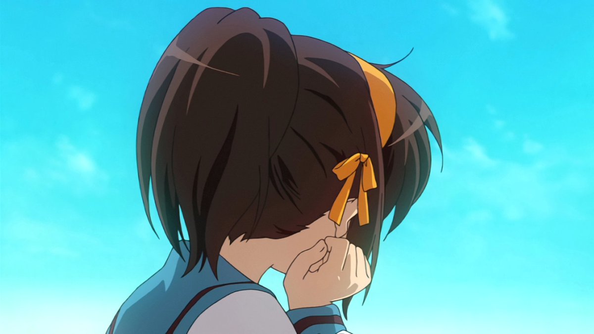 HaruhiBotKioku's tweet photo. 「よう、元気か」
「元気じゃないわね、昨日悪夢を見たから。おかげで全然寝れやしなかったのよ。今日ほど休もうと思った日もな��わね」
「そうかい。ハルヒ」
「なに？」
「似合ってるぞ」

♪～答えはいつも私の胸に… https://t.co/Le4sI3a6Qi