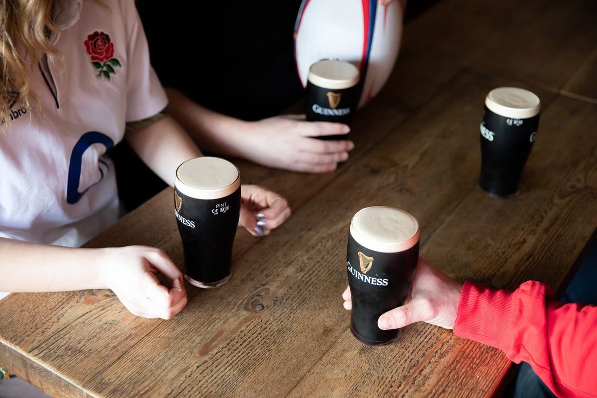 Just a couple of weeks till kick off! Book your table now for the opening round of Six Nations fixtures!🏉🍺

5th February
8:10pm
France vs Ireland

7th February
2:10pm
Italy vs Scotland
4:40pm
England vs Wales

#youngspubs #sixnations #teddington #london