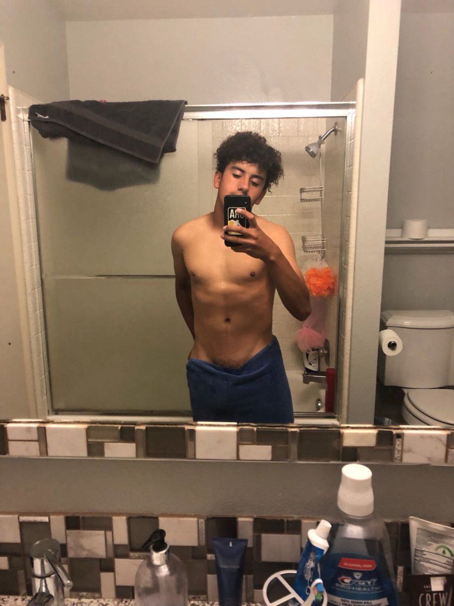kallavan03's tweet photo. Let’s fuck??? #selling #trading #OF #nudes #nsfwtwt https://t.co/AzMrvbxJWq