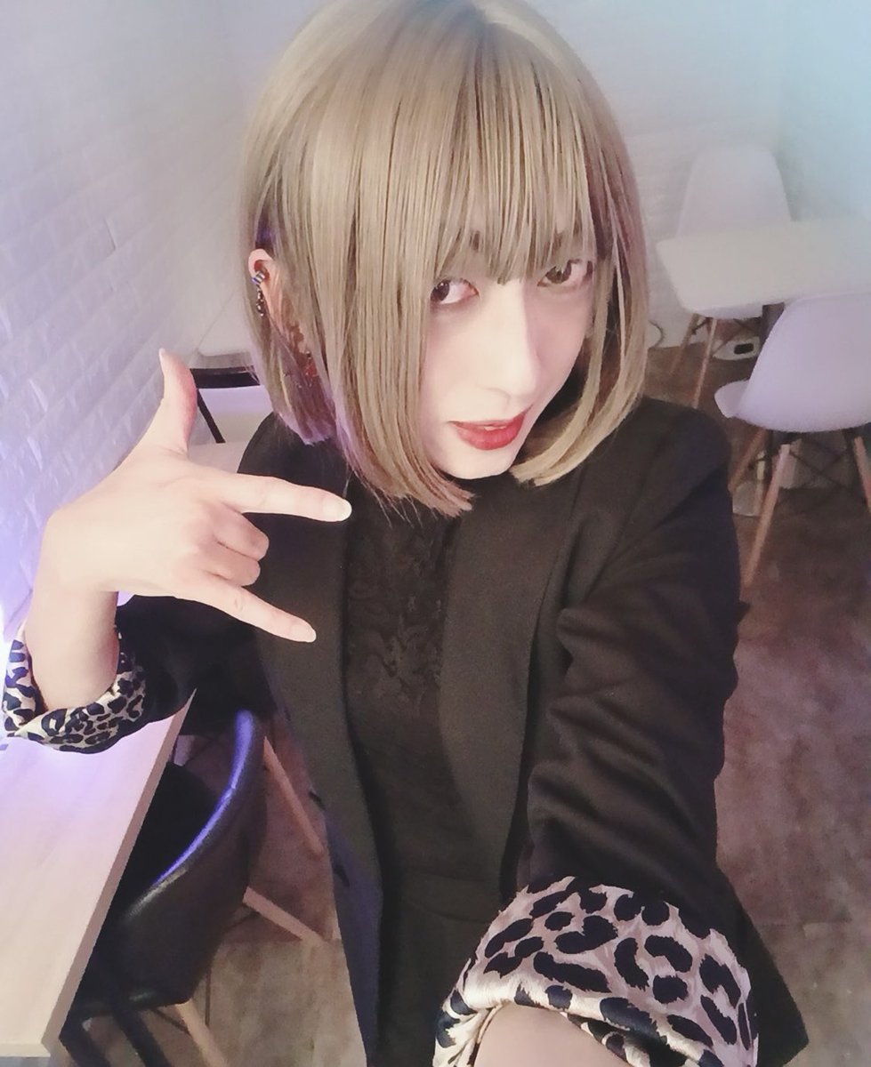 natumegu3000's tweet photo. 1/20しおんがまじかるるーむでおでむかえん❤️🧙
@onimutii https://t.co/0owQguZTsm