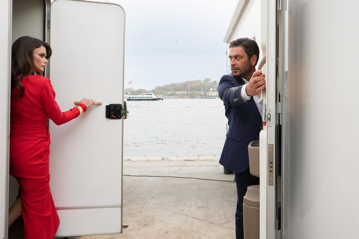 Ay Yapım imzalı, başrollerini Ozan Akbaba ve Sinem Ünsal’ın paylaştığı, senaryosunu Kemal Hamamcıoğlu’nun kaleme aldığı ve yönetmen koltuğunda Hilal Saral’ın oturduğu GoTürkiye’nin dördüncü mini dizi projesi “An Istanbul Story”, yayınlandığı dijital platformlarda kısa sürede
