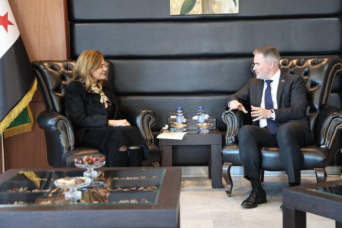 Canada in Syria tweet media