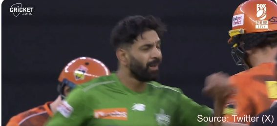 ipendu_com's tweet photo. https://t.co/Tgwv9X1E5H #harisrauf #finnallen #bbl2026 #cricket https://t.co/OSNVHvEN3Q