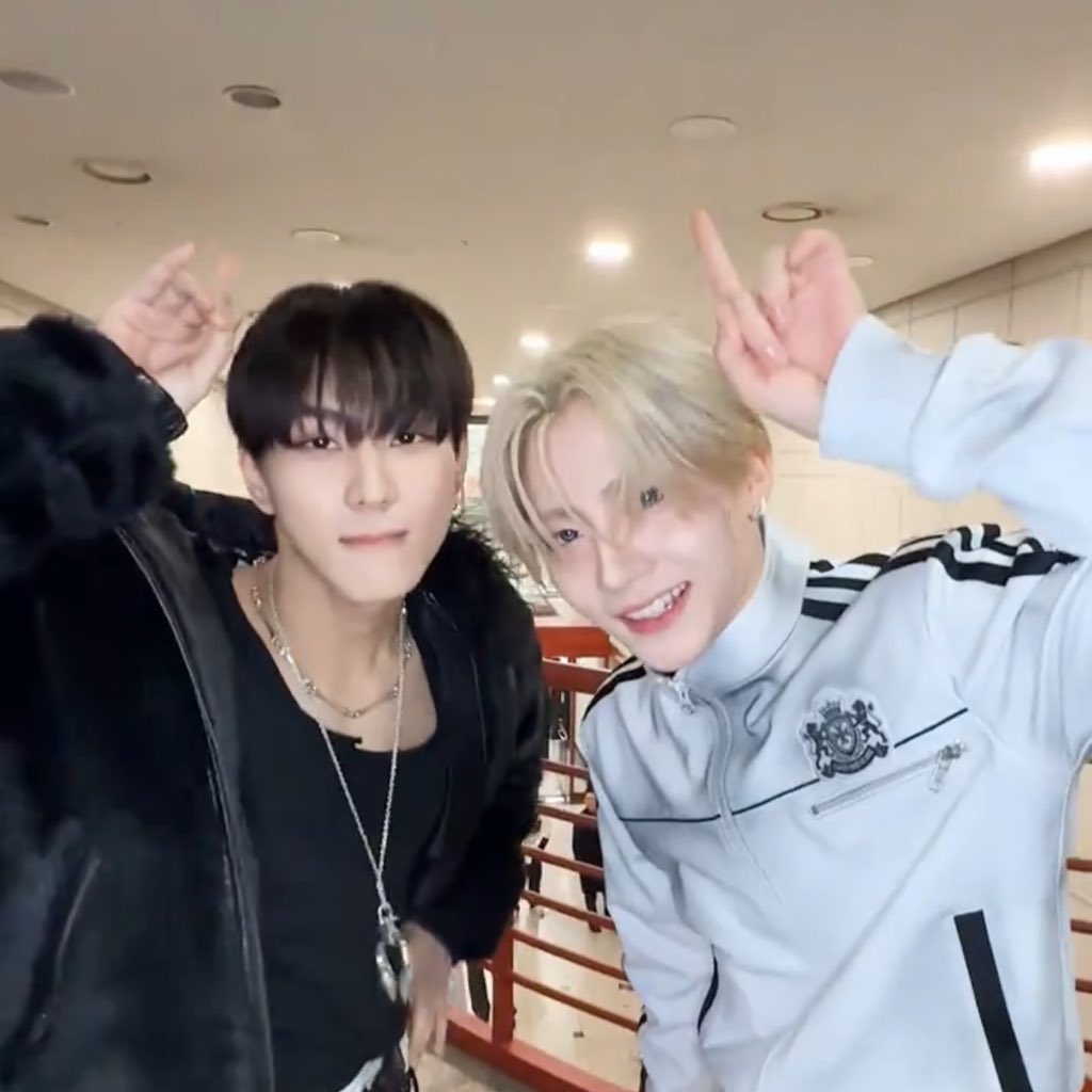 both debuting as p01 in svs and having won in their name… oh jungwon sangwon you are so iconic THIS DUO IS EVERYTHING