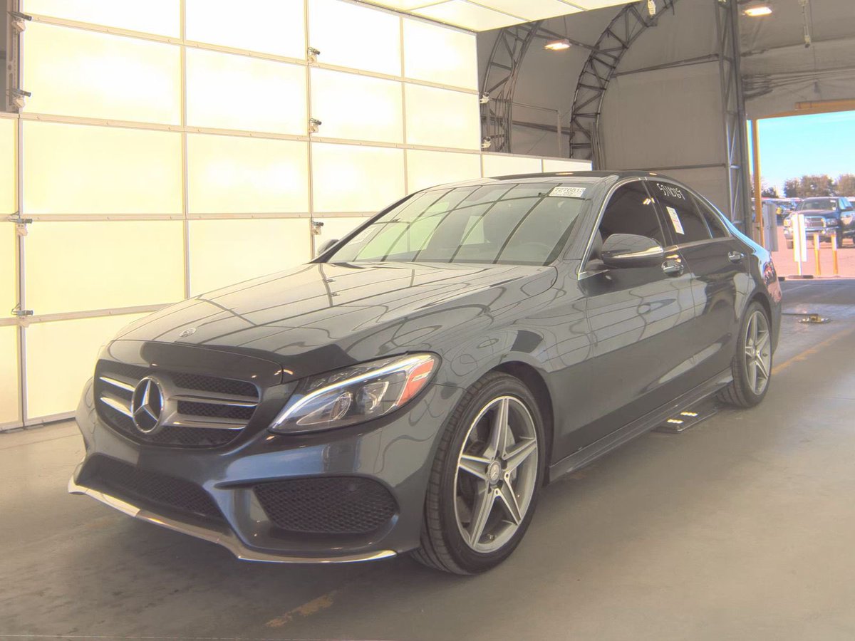 kena_ewuru's tweet image. 2015 Mercedes Benz C400
PRICE: ₦32,000,000
ETA: 6-8 weeks