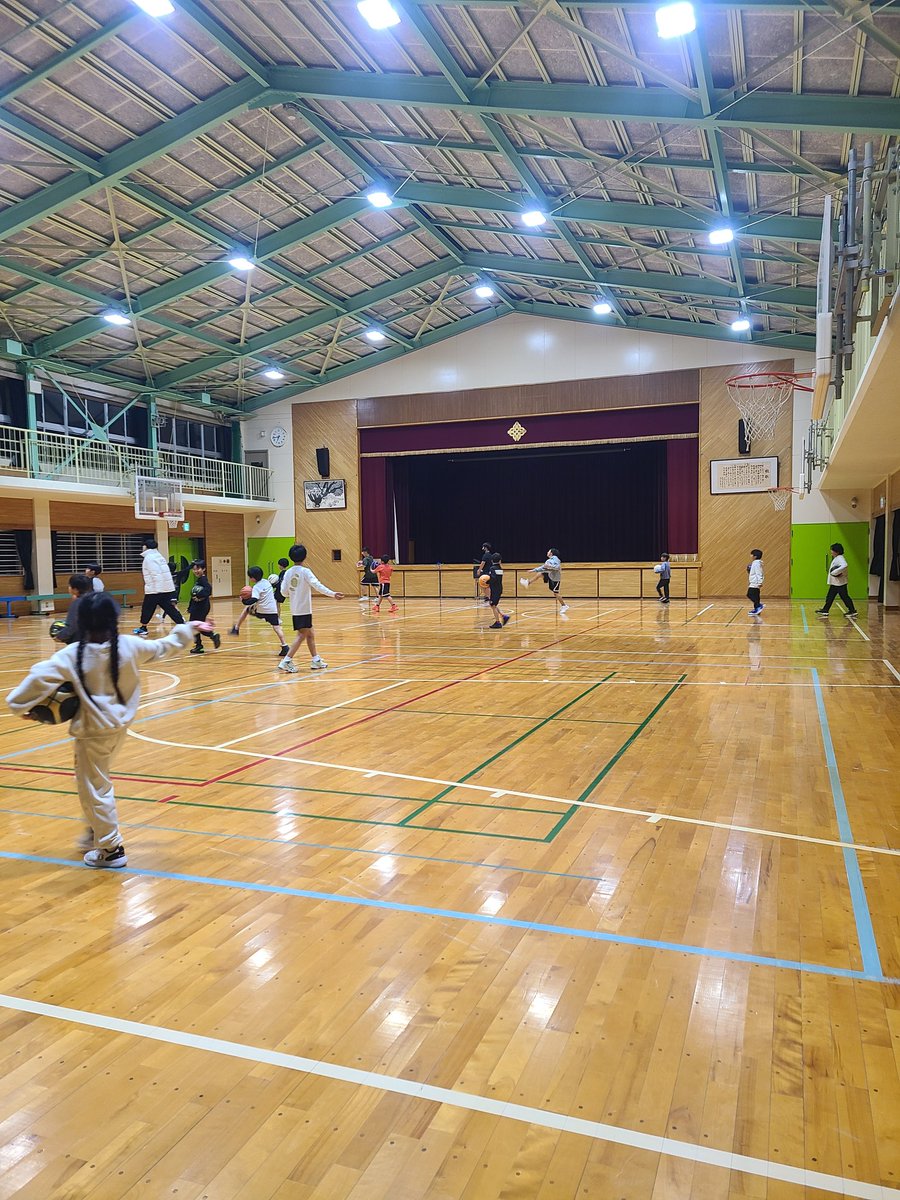 寒いのに頑張れ👊😆🎵
待ってる方が寒い((⛄))