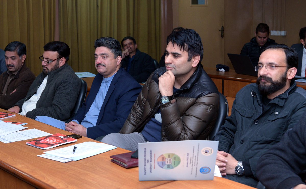 UAJK_Official's tweet photo. Day-2 of NOPM at @UAJK_Official, organized in collaboration with #NAHE, @hecpkofficial, focused on Personal & Professional Development. Sessions covered stress & time management, leadership, team building, and ethical public governance.
#UAJK #NOPM #HEC #NAHE #Leadership https://t.co/aZounRIRXk