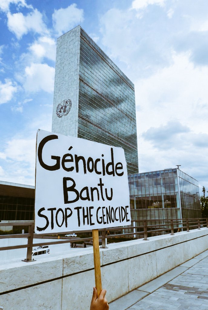 YabaNkosia's tweet image. Les traîtres c'est vous ibwa 🫵🏽👹
#RwandaIsKilling #KagameisKilling #FreeCongo #StopKagameNow #SolidariteCongo #JKabilaisKilling