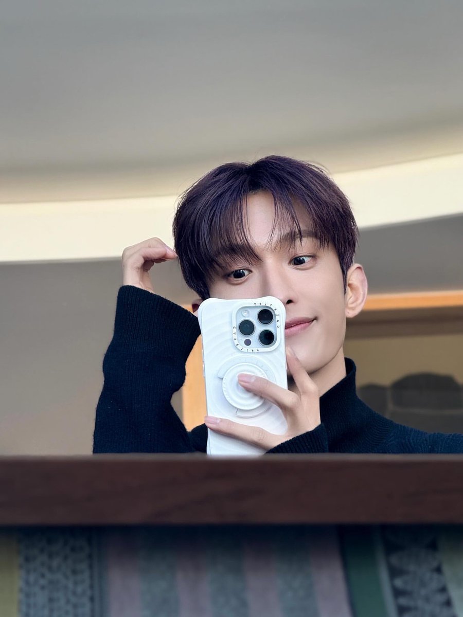 sounds_of_cheol's tweet photo. dk_is_dokyeom 🖤 https://t.co/RvB9JUARdU