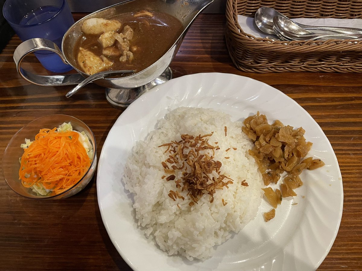 今年2回目。
サラダ以外は“ロイチャー（茶色）”だらけだけど、本当にこちらの美味しい。
ごちそうさまでした。

#カリカル 新橋本店