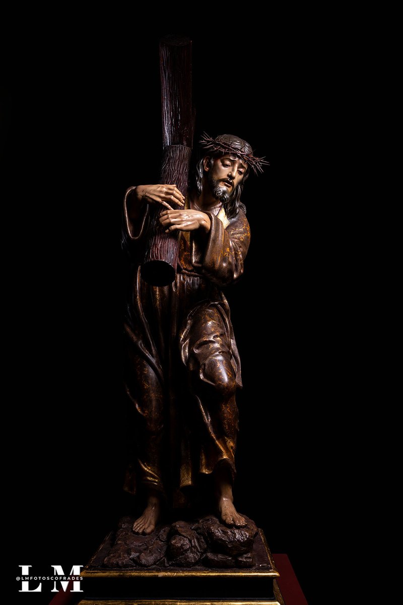 Sigo recopilando el trabajo que hice el año pasado en la exposición de Sánchez Mesa organizada por <a href="/PobreyEsperanza/">Pobre y Esperanza (Vera+Cruz)</a> . El Señor de Tres Caídas de #loja es una absoluta barbaridad. Podéis adquirir el libro de la exposición en <a href="/TiendaOjeda/">FERNANDO OJEDA</a> instagram.com/p/DTulnjwDMzC/…