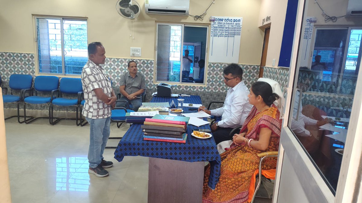 Sub-Collector & SDM Athamallik tweet media