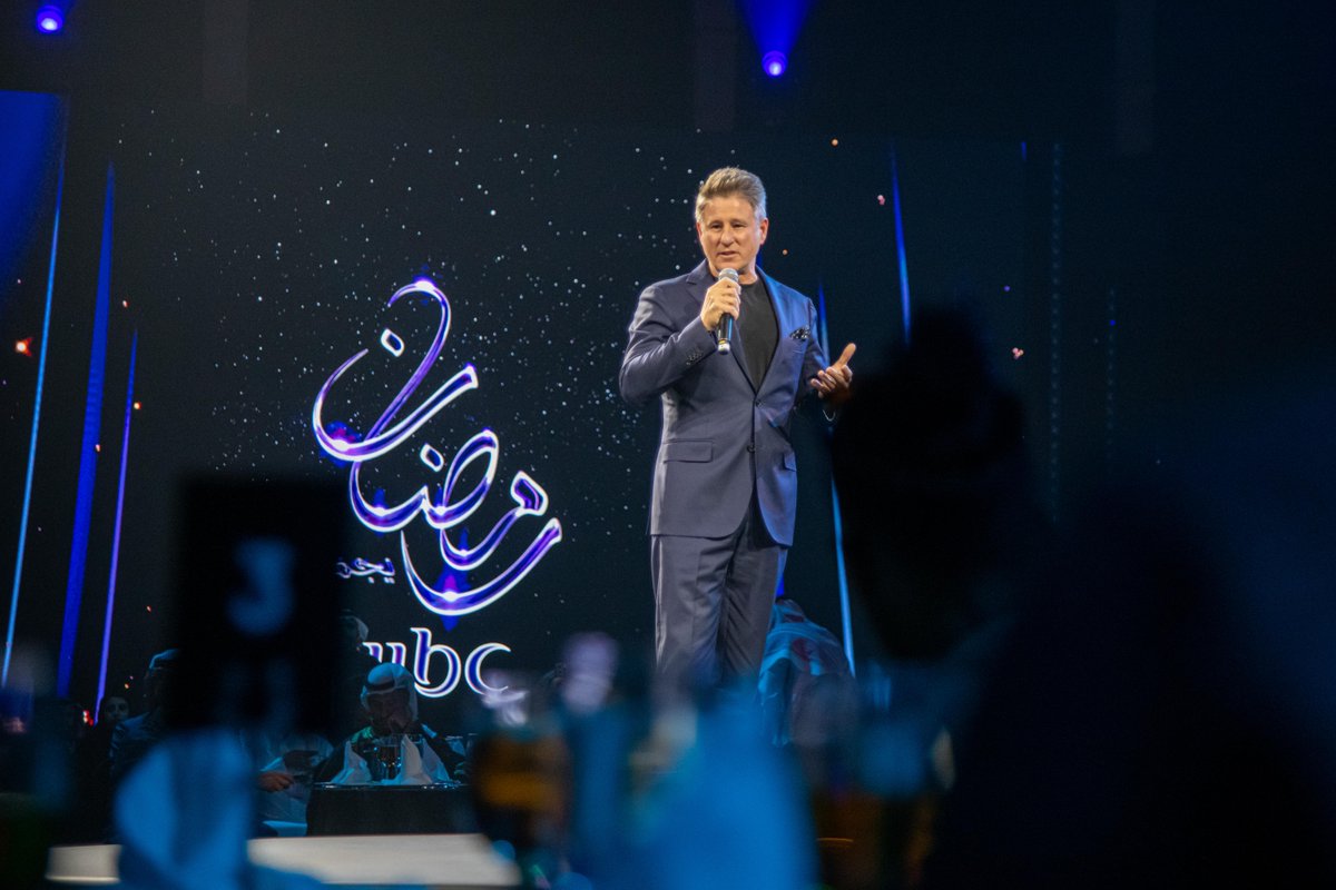 MBCGroup's tweet photo. شارك الرئيس التنفيذي لـ #مجموعة_MBC مايك سنيسبي أمس في حفل MMS لاستعراض أعمال رمضان لهذا العام، وتسليط الضوء على الفرص التسويقية المرتبطة بمحتوى المجموعة، بحضور شركاء ومعلنين من مختلف القطاعات.

Yesterday, the CEO of #MBCGroup Mike Sneesby  participated in the MMS Ramadan showcase, spotlighting the Group’s Ramadan slate and associated commercial opportunities in the presence of partners and advertisers.