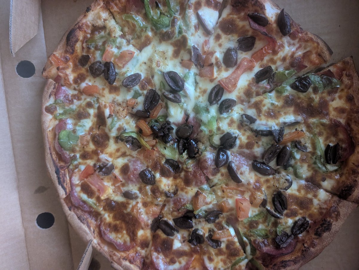 Can never go wrong with pizza ...... I think 🤔🤔 #dinnertime