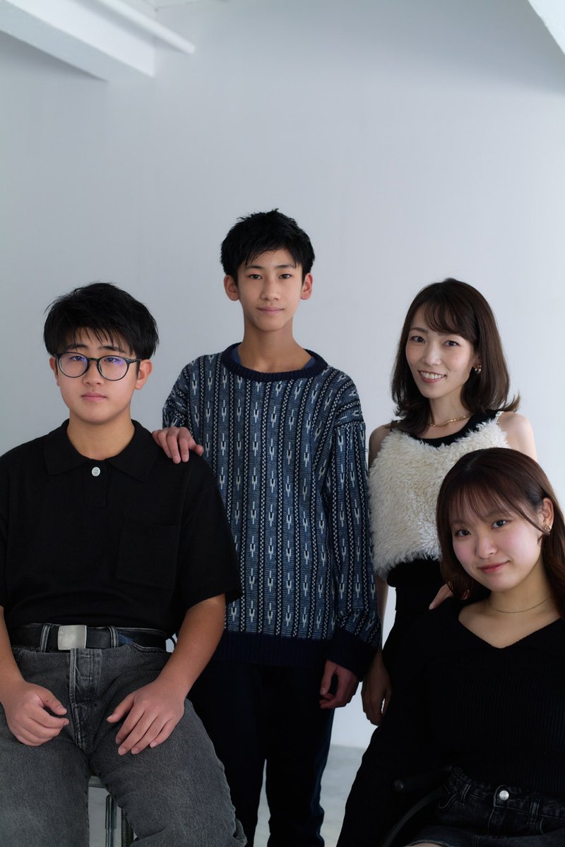 Meiko_ostomate's tweet photo. モデルクリ���イション撮影会
コラボショット📸
【今井りつき×今井はると×中村来夢×高橋めいこ】
私たち4人、年齢も、性別も、障害も、居住地も違いますが
自分にできる“障害×芸能”を表現しています♡
photographer
@mamadou_photography 
teacher
@tsukina_official 

@accessi_management 
@rie_usui https://t.co/tk11IN0MPN