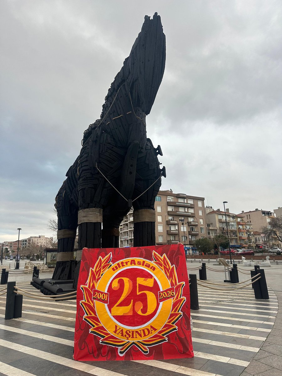 Ülkemizin dört bir yanında tüm kampüslerde Galatasaray için varız! 

#GalatasarayİçinYaşıyoruz #ultrAslanUNI