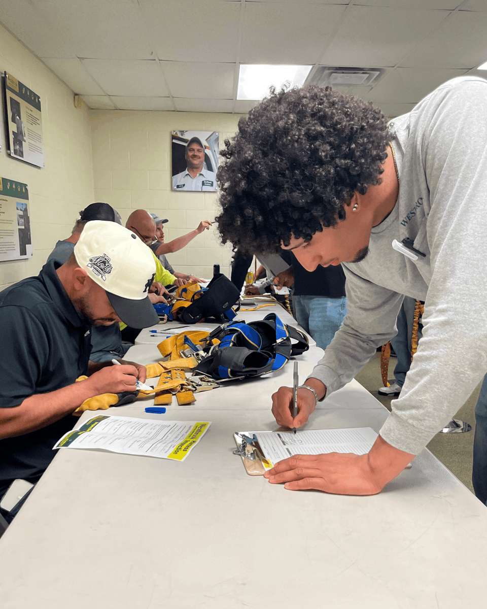 WestbrookOnX's tweet photo. It's time for our annual fall arrest system inspection!
At Westbrook, safety is always our number one priority. Every harness, yo-yo, and lanyard is inspected annually to make sure our team stays safe and secure at every height.

#Equip #Safety https://t.co/zgWK9sGzXB