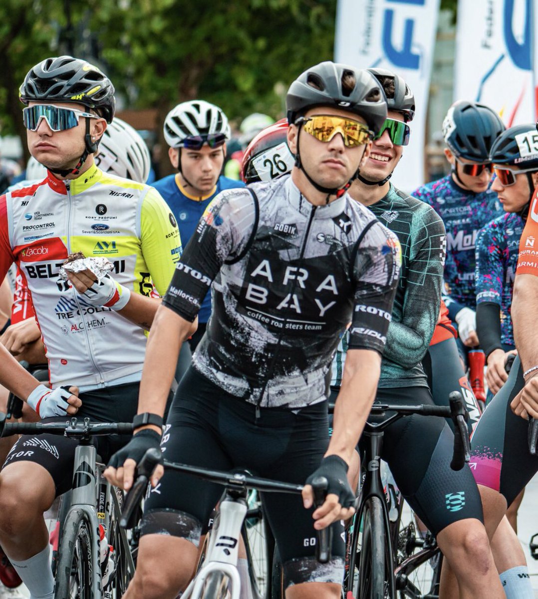 La realidad es que a 4 días de debutar en la temporada 2026, con toda la preparación hecha, nos comunican que el equipo no va a poder salir adelante por lo que se procede a la inmediata disolución de este, así quedándonos todos sin equipo con la temporada ya lanzada.