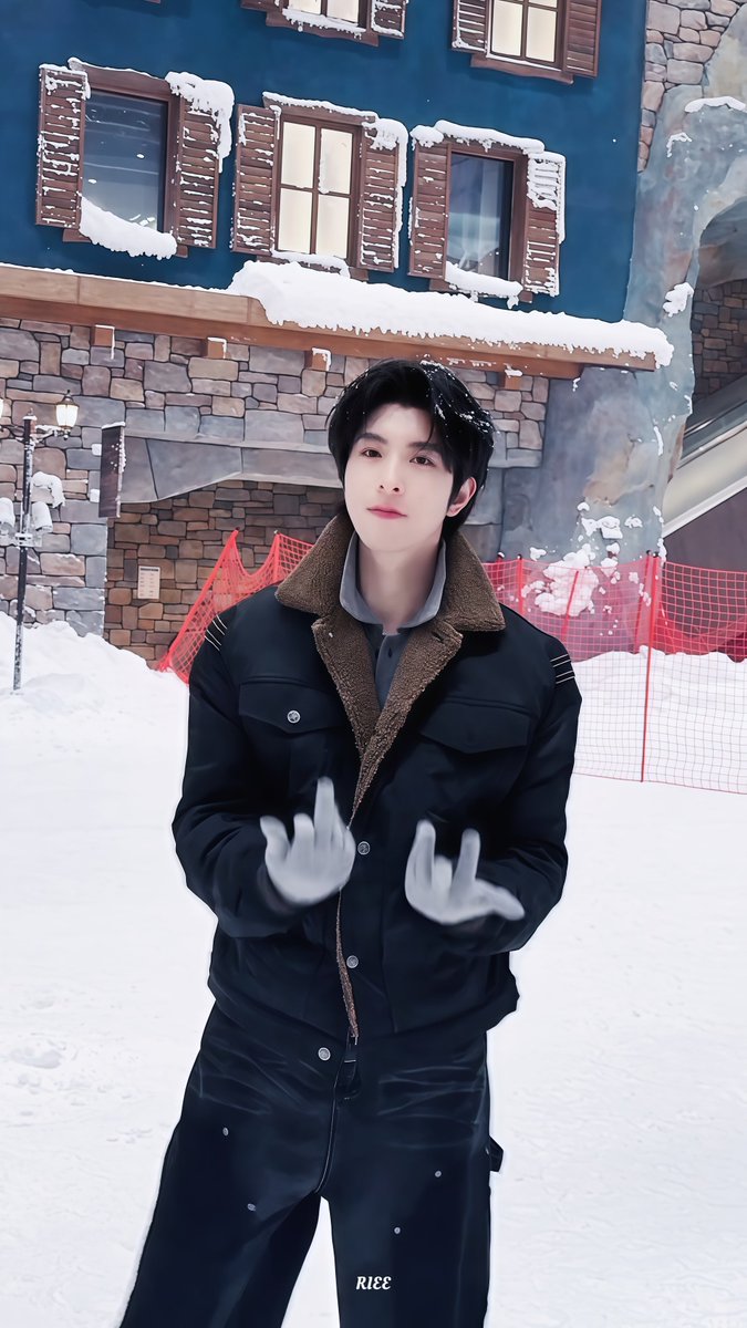 andrieea_'s tweet photo. ❄️

#QiuDingjie #KipukaQiu #邱鼎杰 https://t.co/Ab2Cu3Cy9i