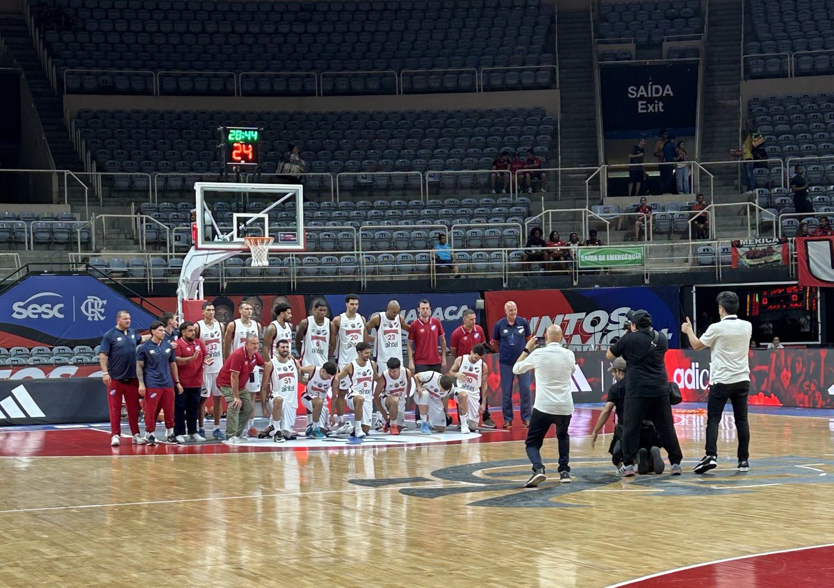 NACIONAL HISTÓRICO 🏀

🔥 Nacional es el equipo uruguayo con más partidos granados en forma consecutiva a nivel internacional en la historia del básquet Uruguayo,
 🔜 Con la victoria ante Flamengo llegó a 10.
🔜 6 victorias por la Liga sudamericana y 4 por la champions 💪🏽