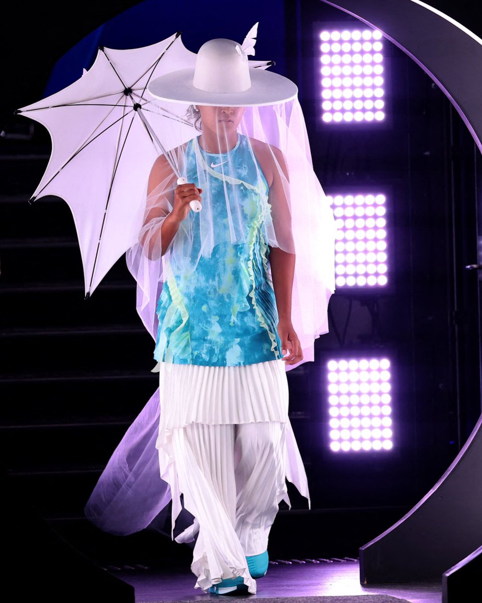 WTA's tweet image. An ICONIC entrance 🔥

@naomiosaka | #AO26