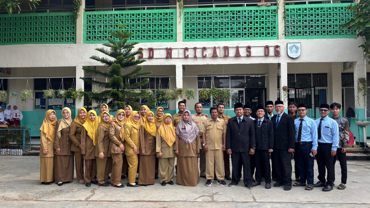 andreakhbar's tweet photo. Membangun Masyarakat Qur'ani yang Cinta Ilmu dan Amal 
#pkd #kelas12 #fathanmubiina #cicadas #2025 https://t.co/PiwxyJN4l1