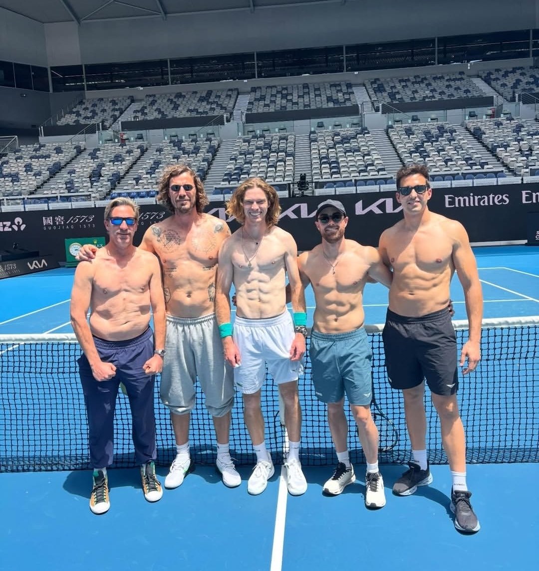 damlatenenbaum's tweet image. rublev.... ben de bu adama yanıyorum