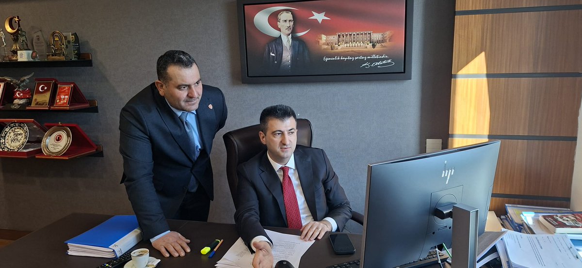 Bugün <a href="/TBMMresmi/">TBMM</a> de <a href="/TmsyGaziler/">T.M.S.Y GAZİ SAYILMAYANLAR</a> başkanımız  <a href="/ErtugrlGaziTmsy/">ERTUĞRUL GAZİ DEMİR</a>
Başkan yardımcımız
Sn <a href="/aydem057/">Aytekin Demirel</a>  ile birlikte <a href="/TBMMresmi/">TBMM</a> de <a href="/Akparti/">AK Parti</a> İzmir milletvekili Sn <a href="/celebimehmeta/">Mehmet Ali Çelebi</a> ile bir araya gelinmiştir. 
Sn <a href="/celebimehmeta/">Mehmet Ali Çelebi</a> ile <a href="/TmsyGaziler/">T.M.S.Y GAZİ SAYILMAYANLAR</a> vatan evlatlarının Gazilik haklarını için çıkaçak