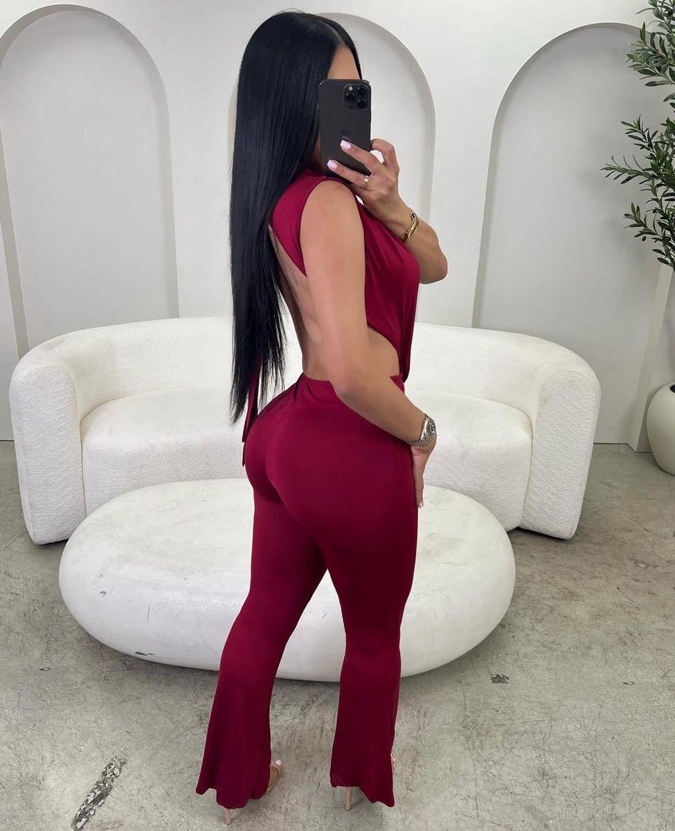 🎀✨ NEW DROP ✨🎀
Sizes: S M L 
Price: ₦36,000

📍Same-day delivery in Lagos
💳 Payment: Transfer or Bank Deposit
