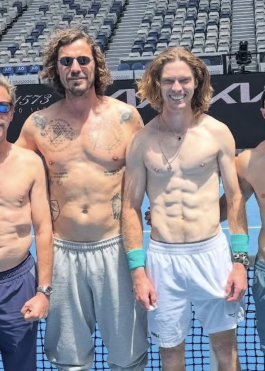 afwu_slm's tweet image. Team Rublev 😮‍💨🥵
📷iamsafinmarat