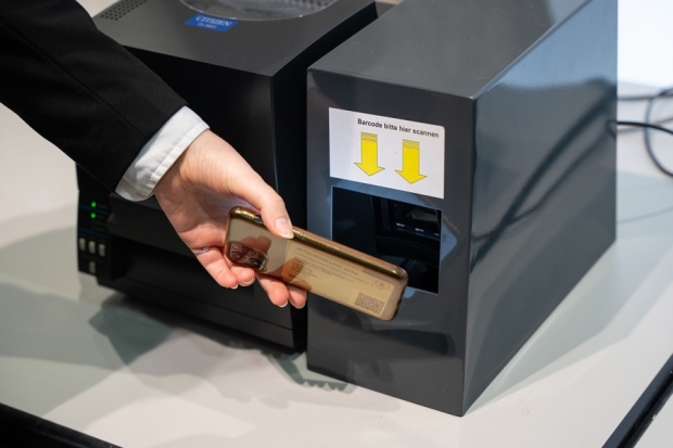 FONDS professionell tweet media