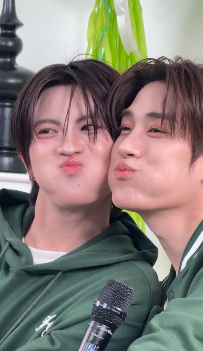 snappbypp's tweet image. จุ่มแก้ม checked
#LINEMANถูกสุดทุกวันwithTF