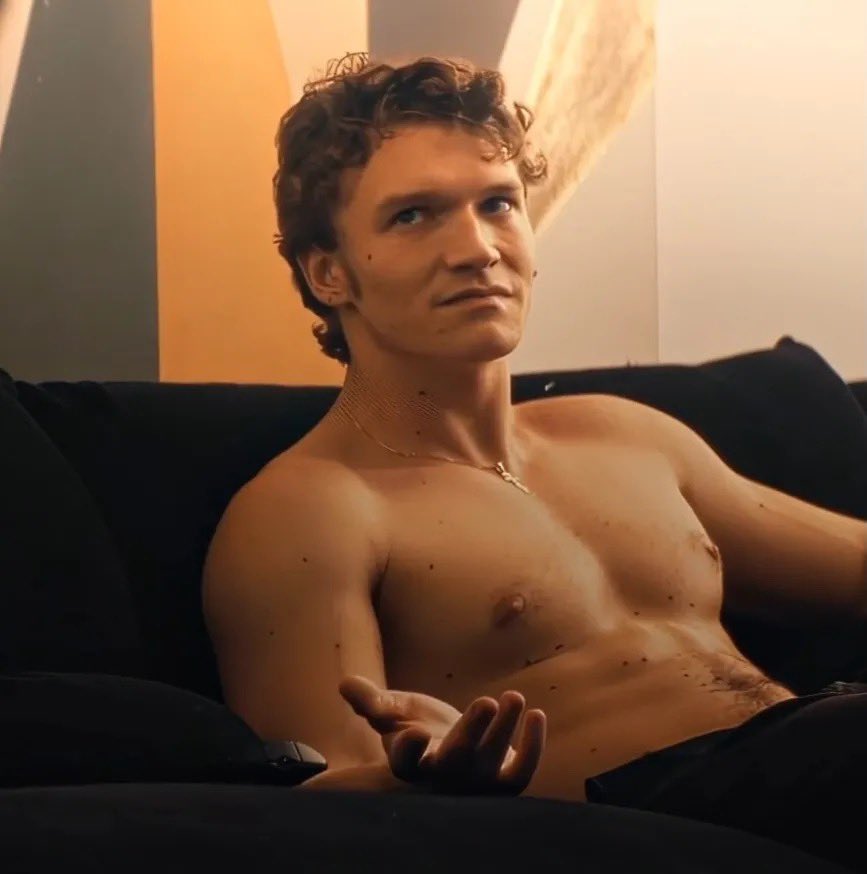 hudxcon's tweet image. “it's just a picture, it can't hurt you”

the picture :