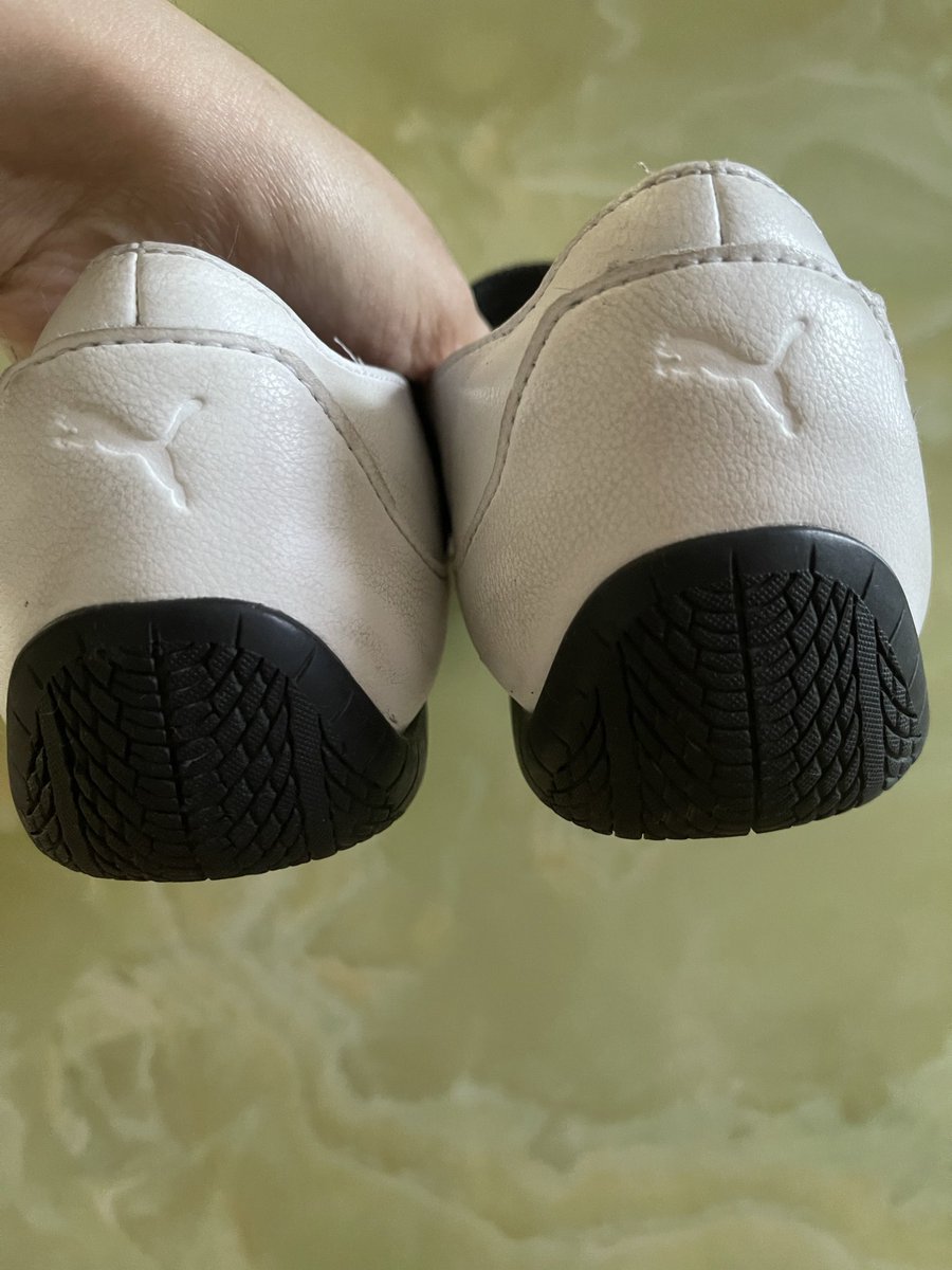 beamsiri891's tweet photo. ส่งต่อpuma speedcat ballet size 38/24cm มือ 2สีขาว สภาพดี 1150 ส่งฟรีค่า #ส่งต่อรองเท้า #pumathailand #ส่งต่อรองเท้ามือสอง https://t.co/hwE3f2fSr7