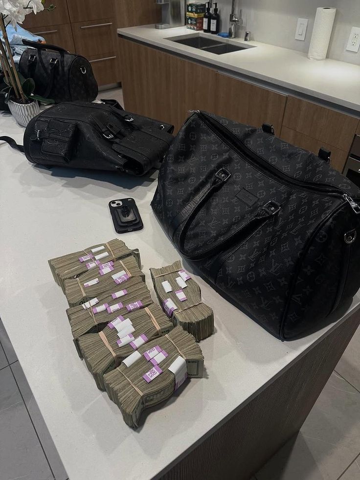 SeyVibezS tweet media