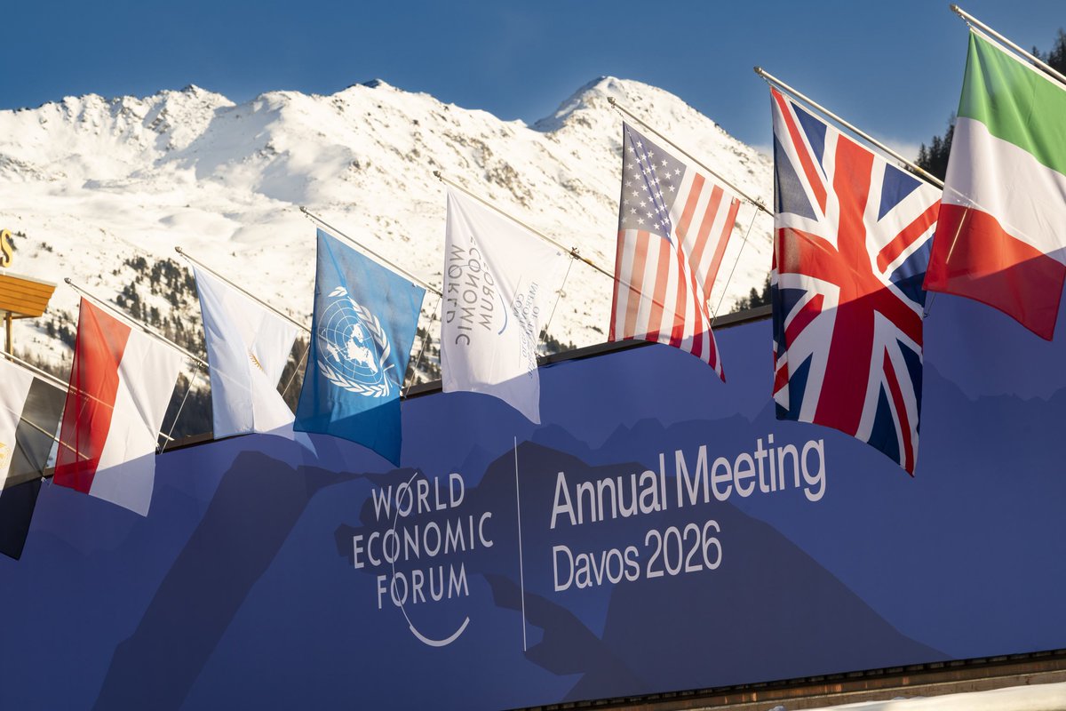 💥BREAKING:

BRIAN ARMSTRONG CONFIRMS MEETINGS WITH BANK CEOs AT DAVOS AIMED AT ADVANCING THE CRYPTO MARKET STRUCTURE BILL.