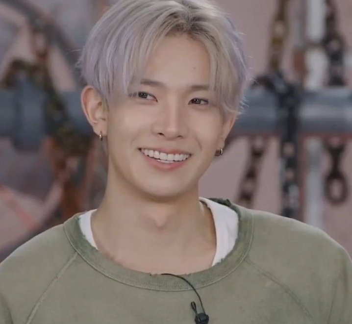 cuddlyheeseung's tweet image. my mind is on heeseung, I can't help but feel so worried about him, im praying he's both mentally and physically okay and knows that its totally fine to rest :(

#GetWellHEESEUNG
#희승_쾌유를_빕니다
#HEESEUNG #엔하이픈_희승 
#always_together