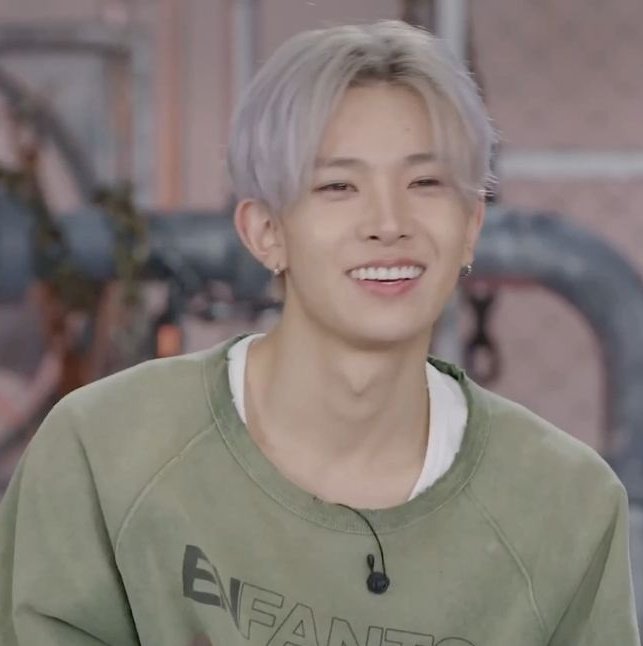 cuddlyheeseung's tweet image. my mind is on heeseung, I can't help but feel so worried about him, im praying he's both mentally and physically okay and knows that its totally fine to rest :(

#GetWellHEESEUNG
#희승_쾌유를_빕니다
#HEESEUNG #엔하이픈_희승 
#always_together