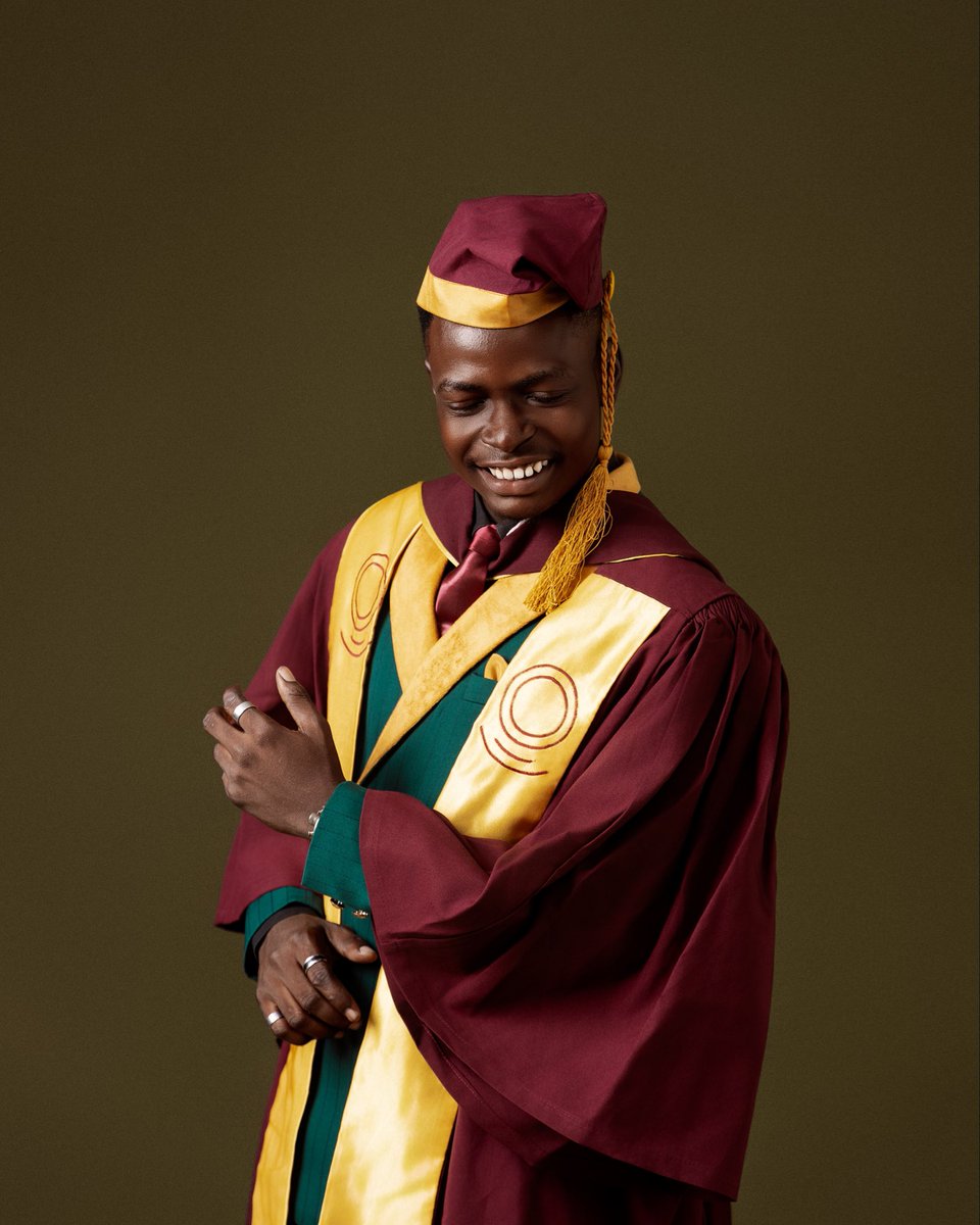 TobiMayowa tweet media