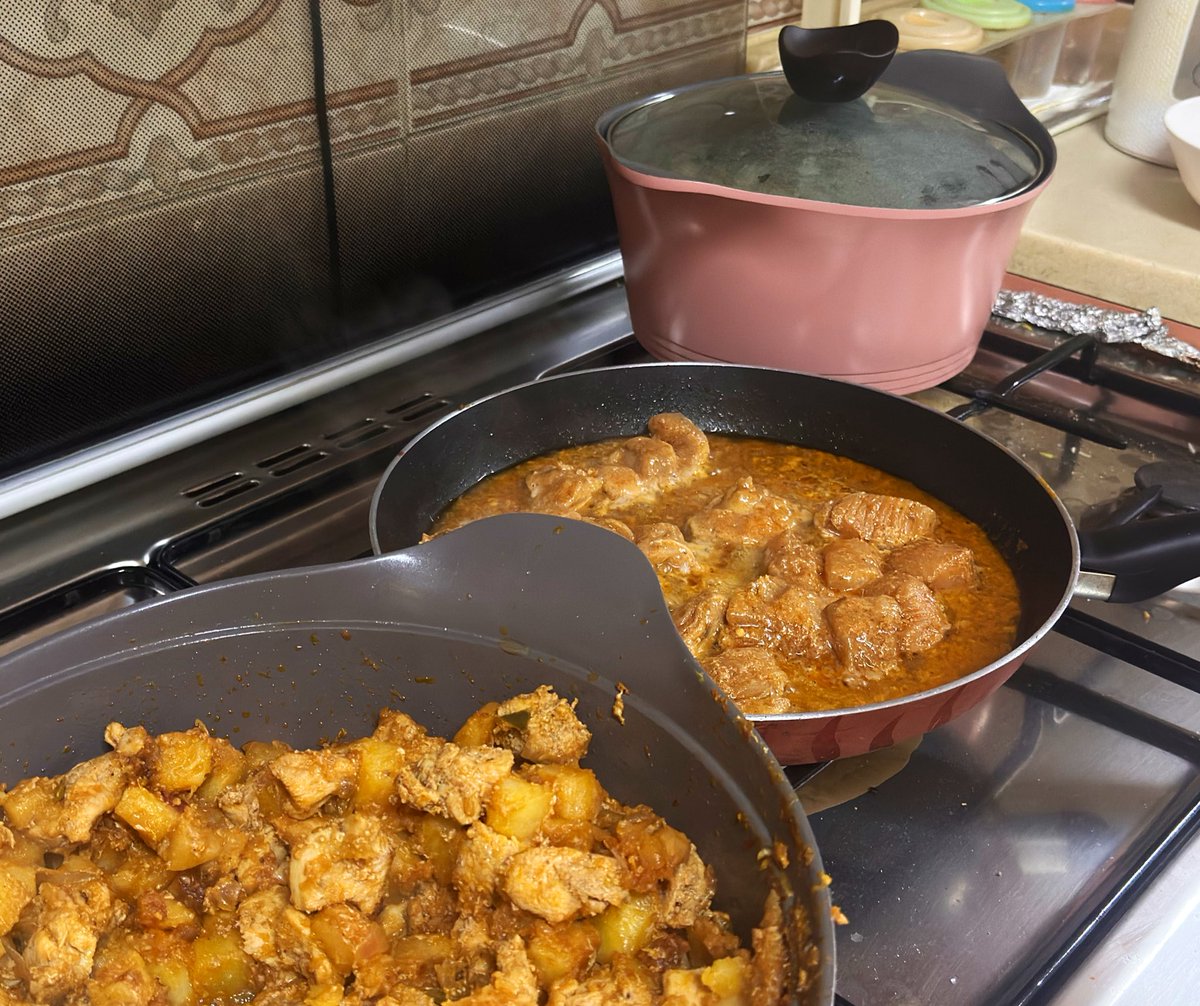 خلوني اطبخ لهم الغدا لاني عاطله عن العمل 💔