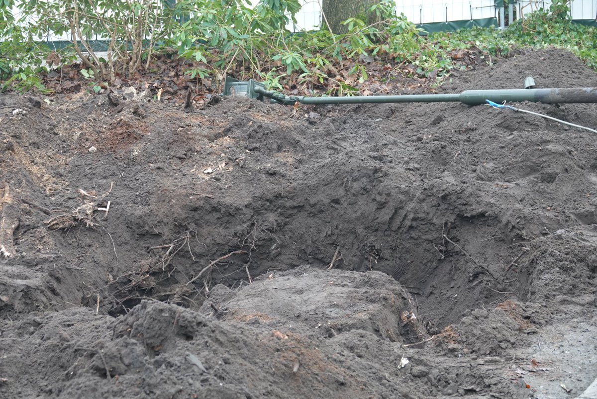 Ze zijn al begonnen met het werkzaamheden voor het nieuwe pad naast de fakir. #Efteling #Themepark #SprookjesBos #WinterEfteling