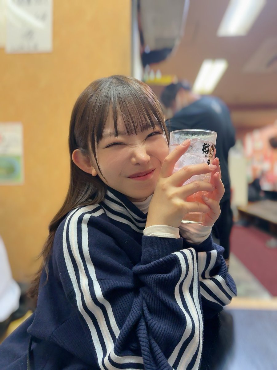 今日もお疲れ様〜🍺
乾杯しよ〜🍺🍺 https://t.co/VeGjJYEePz