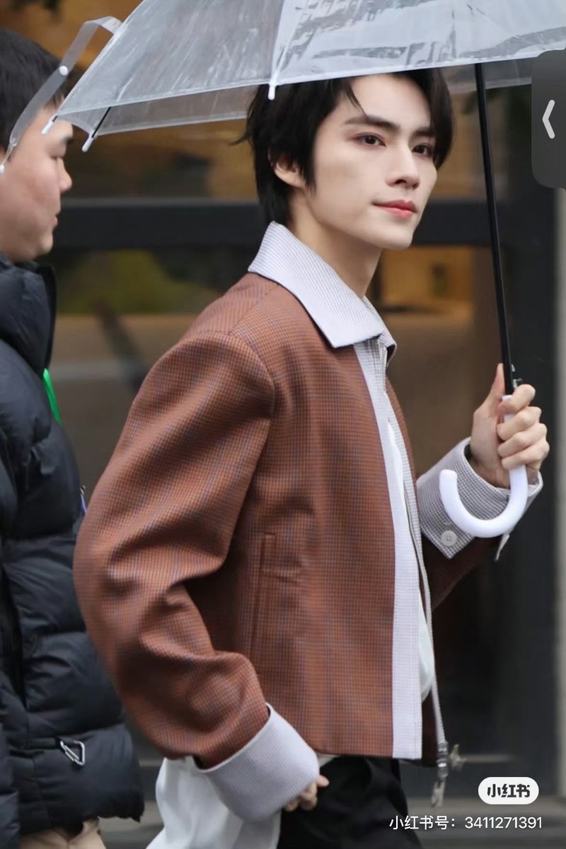 XIAOJUN DROP-DEAD GORGEOUS

©️ctto
#XIAOJUN #샤오쥔 #肖俊