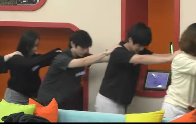 _capripuffs's tweet image. Nasa likod tapos biglang nasa unahan na siya haha

CAPmiss NI CLIFFY