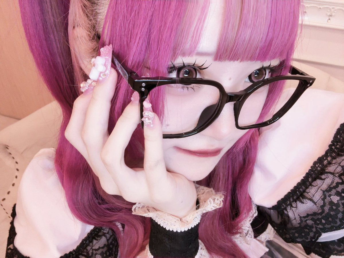 19-23  久々ぴんく制服着た🎀