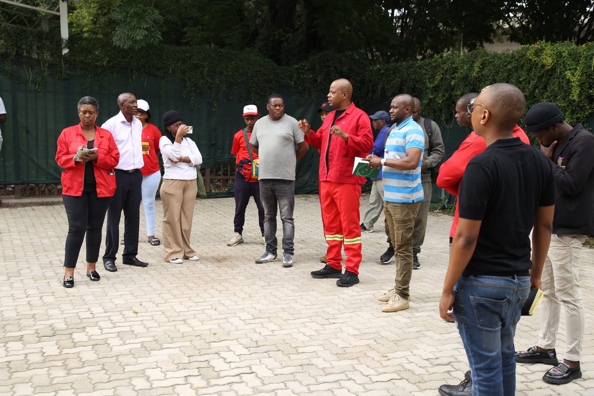 RamaboduObakeng's tweet photo. ♦️In Pictures♦️

Today, we visited Sunnyside Laerskool Oost Eind as part of our ongoing Andries Tatane Back to School campaign, reaffirming our commitment to creating safe, dignified, and healthy learning environments for our children.

The purpose of the visit was to officially hand over a contractor tasked with building the school’s toilet facilities, an intervention that is both urgent and necessary. Proper sanitation is not a luxury—it is a basic requirement for learning, health, and dignity. No child should be expected to focus in class while basic hygiene needs are compromised, and no educator should work under conditions that undermine safety and wellbeing.

During the visit, we engaged with the school management, inspected the facilities, and ensured that the scope of work is clearly defined so that repairs are carried out efficiently and to standard. This handover marks the beginning of practical action on the ground, moving beyond reports and complaints to real service delivery that learners and staff can feel and benefit from.

This intervention forms part of a broader commitment by the EFF to prioritise environmental health, sanitation, and infrastructure maintenance in public schools, especially as the academic year progresses. By addressing challenges such as dysfunctional toilets, we are protecting learners’ health, restoring dignity, and supporting an environment that is conducive to teaching and learning. 

#EFFinGovernment 

#UmntanaEsikolweni
