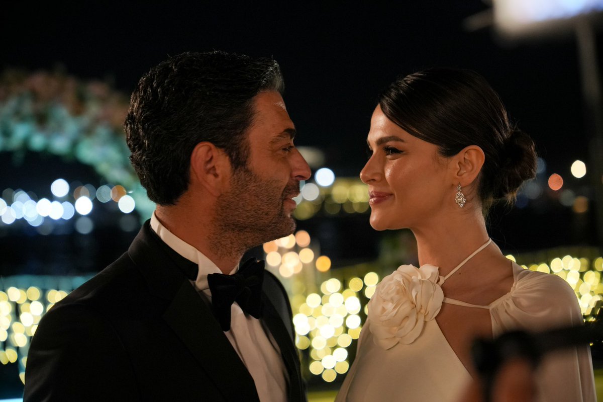 shapelluy's tweet image. su sekil bi fotografim olsa cikarir donumda tasirdim ne yapiyolarsa kafi