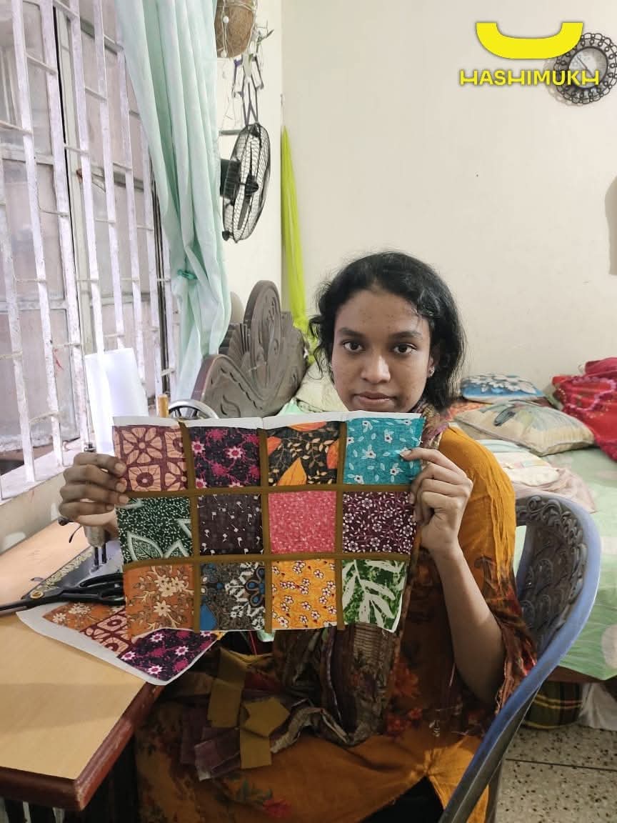 eka_nusrat's tweet photo. Hashimukh students are turning discarded Tetrapak into aesthetic, sustainable patchwork diaries. This creative initiative shows how waste can become a valuable resource and how small actions can make a big impact on protecting our environment. https://t.co/oqbx5FMRAb
