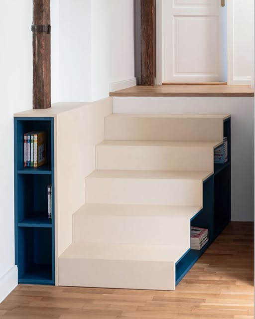 EMEDEC_com's tweet photo. En #Valchromat el color es la esencia del material. Al ser un panel pigmentado en todo su espesor, ofrece una consistencia visual absoluta en cantos y planos inclinados, sin importar la geometría. Resistencia y estética en una solución técnica creada para perdurar. https://t.co/9VSDyLYDB1